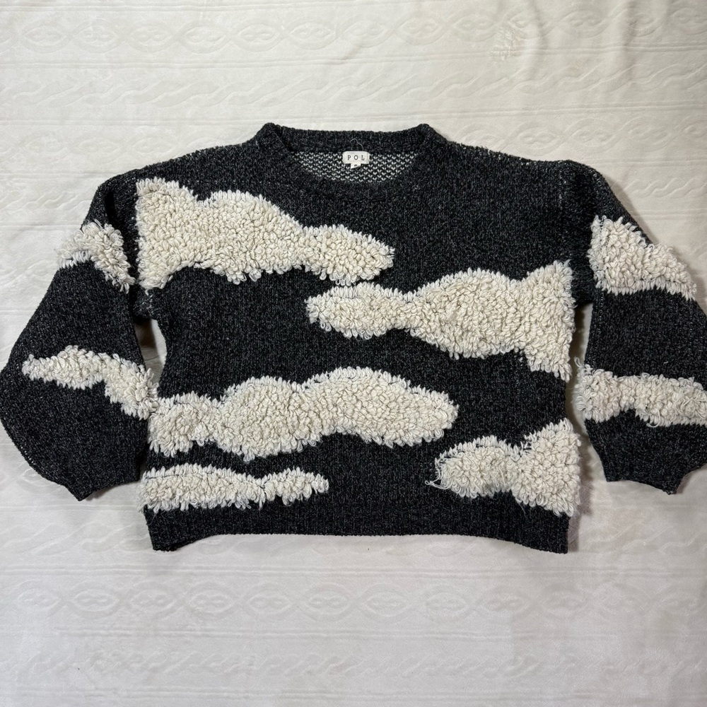 POL Cloud sweater -‎ size small